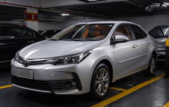 TOYOTA COROLLA 2.0 XEI 16V FLEX 4P AUTOMÁTICO